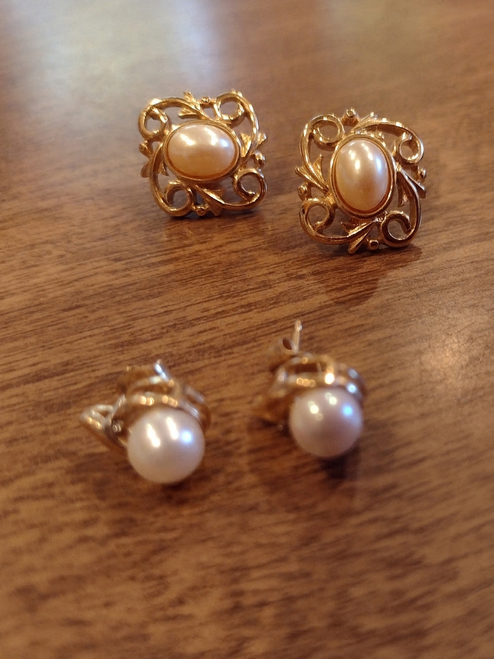 Avon Gold-Tone Pearl Stud Earrings Duo